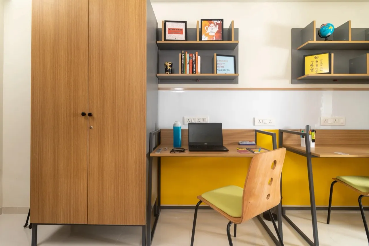 Spacious common lounge area for students in premium co-living near Symbiosis